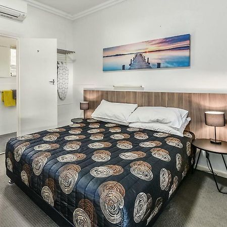 Rest Motels Naracoorte Bagian luar foto