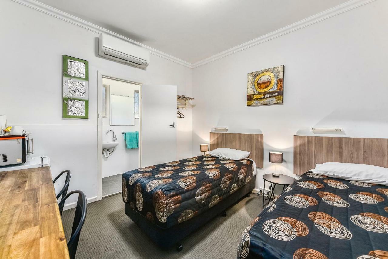 Rest Motels Naracoorte Bagian luar foto