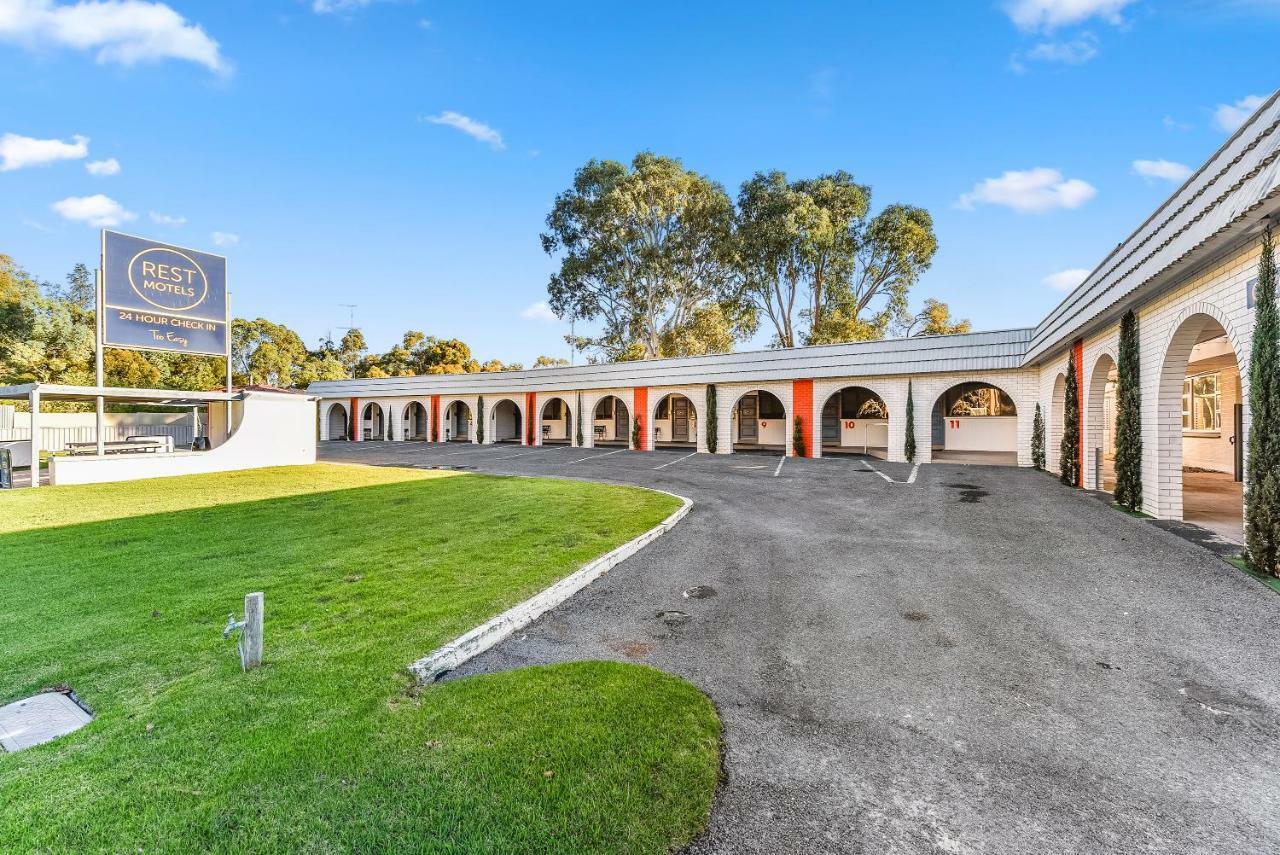 Rest Motels Naracoorte Bagian luar foto